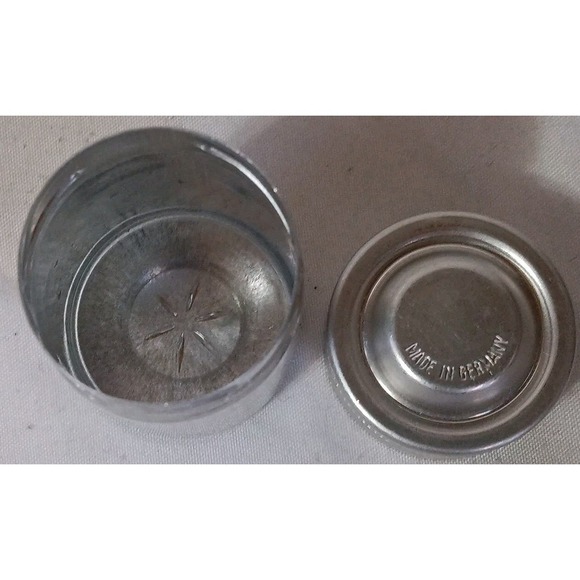 Vintage Metal Aluminum Film Can 35mm Canister Empty Made In Germany READ - Picture 3 of 4